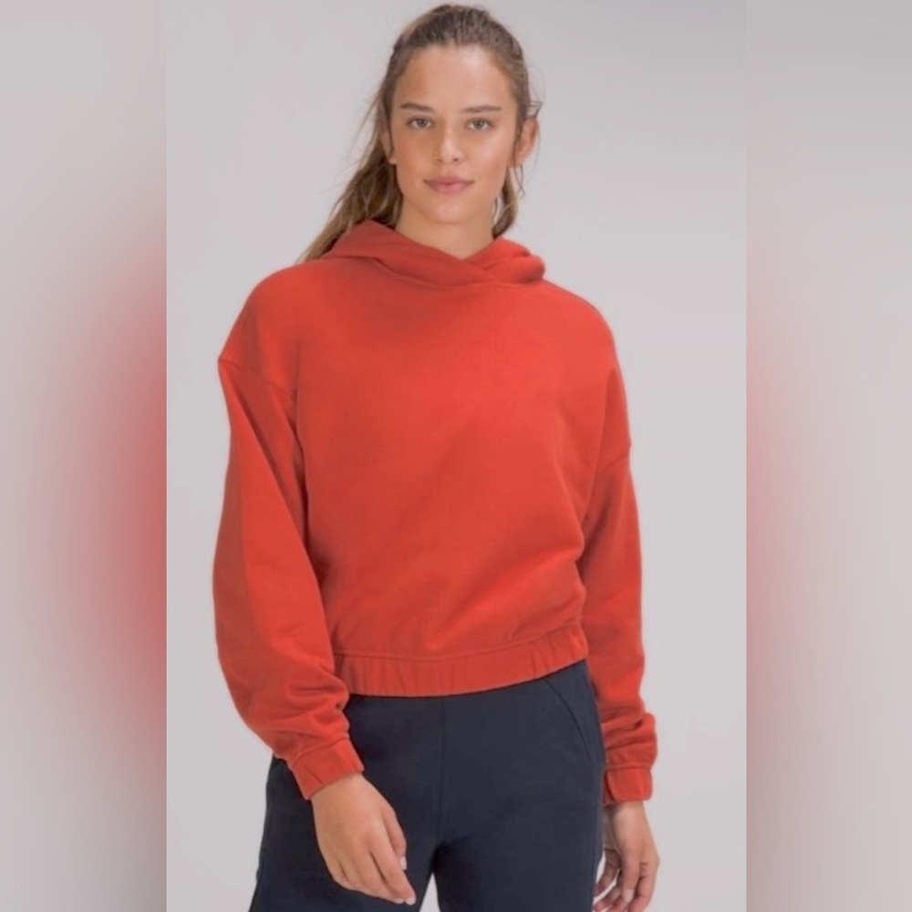 Lululemon Relaxed Cropped Hoodie Orange Color Size 6??